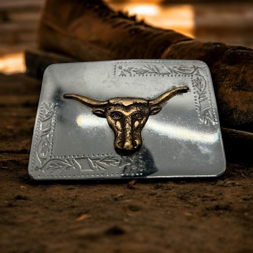 Vintage cowboy  horse riding Bull Belt Buckle rodeo bull Head Cowboy 3”